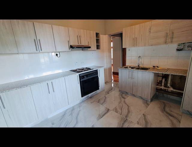 3 BEDROOM HOUSE RENTED IN GLENWOOD